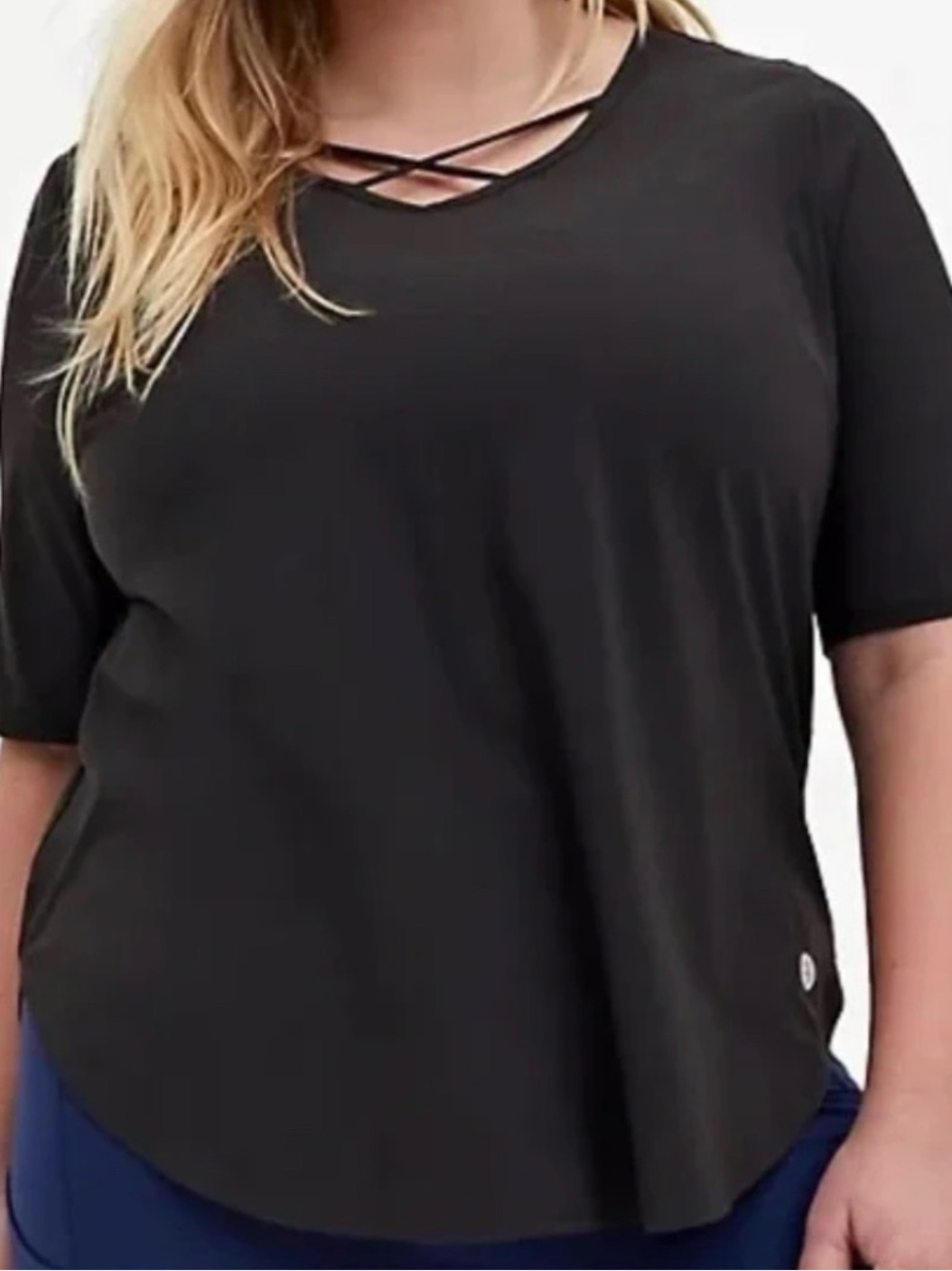 Torrid Active Criss Cross Active Top Women’s Size 2X 🖤✨